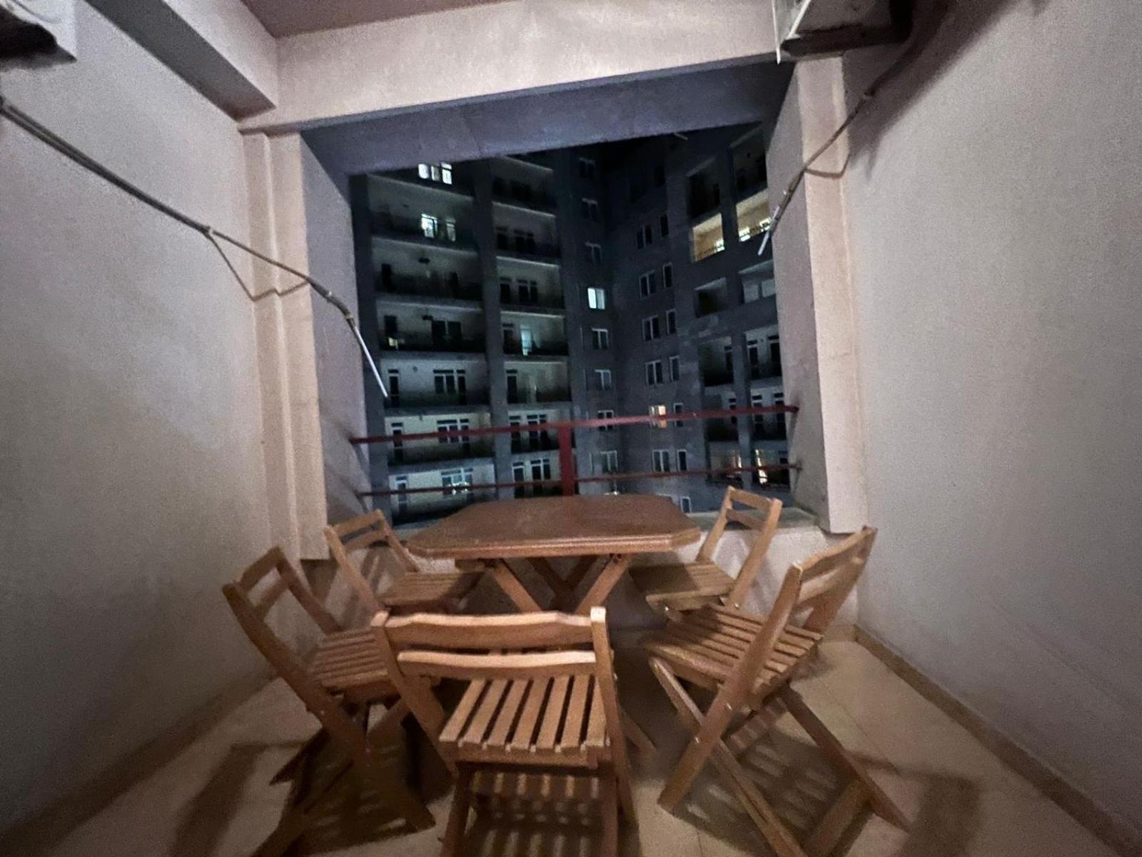 Rent Inn Yerevan On North Avenue ภายนอก รูปภาพ
