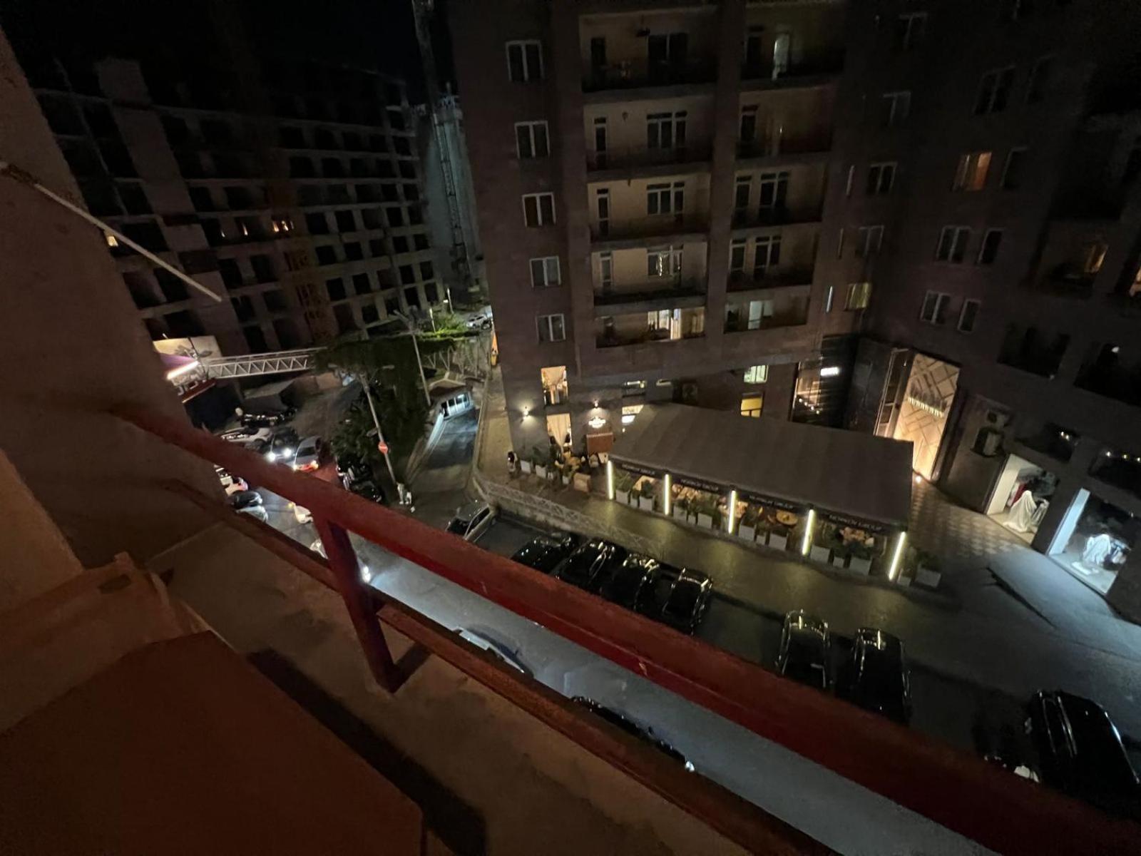 Rent Inn Yerevan On North Avenue ภายนอก รูปภาพ