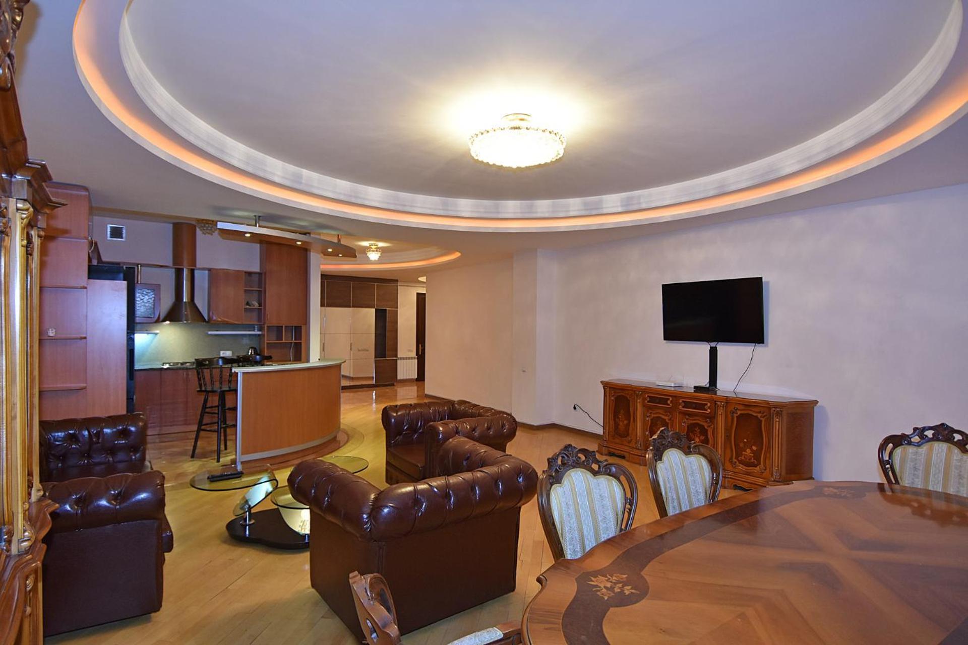 Rent Inn Yerevan On North Avenue ภายนอก รูปภาพ