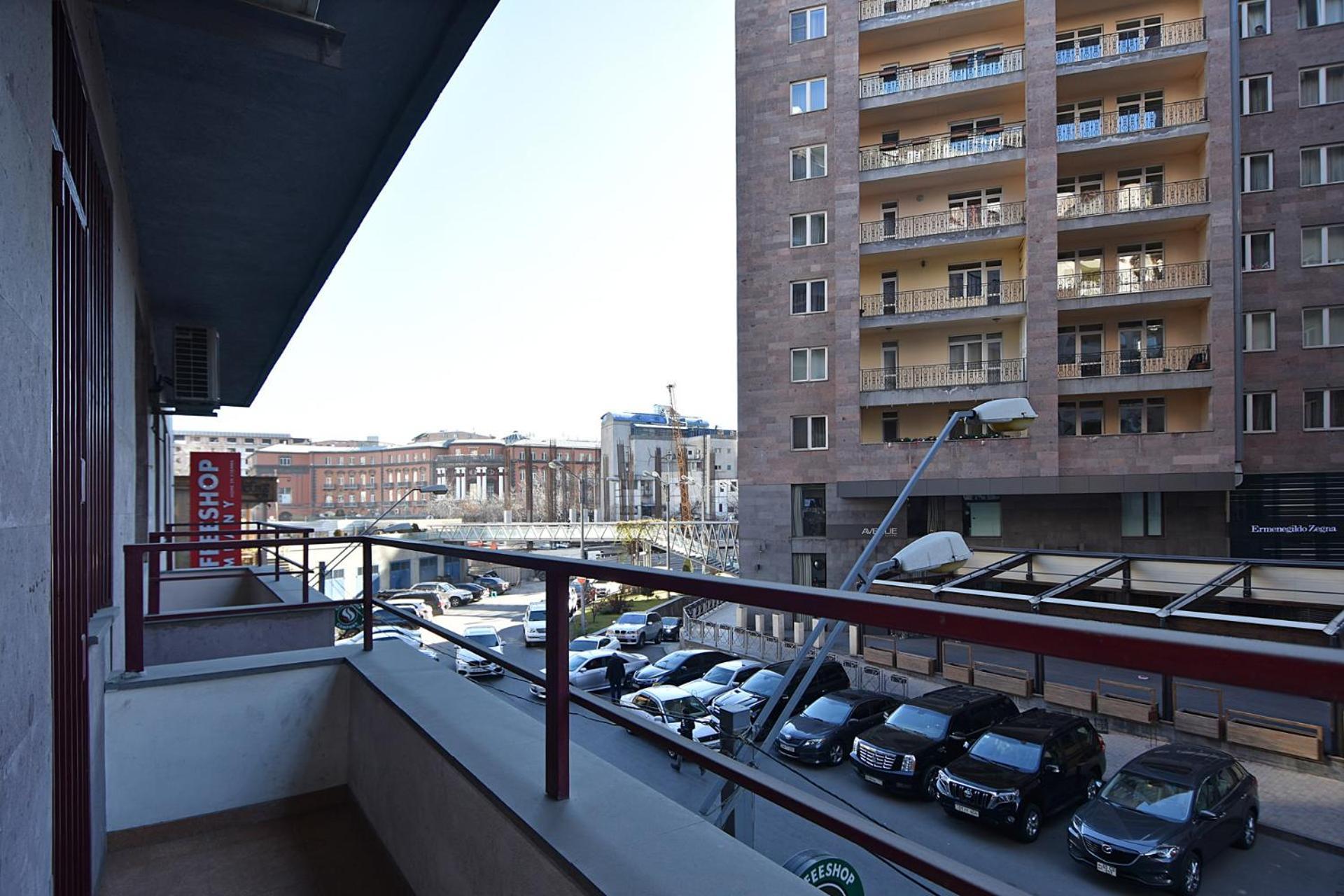 Rent Inn Yerevan On North Avenue ภายนอก รูปภาพ